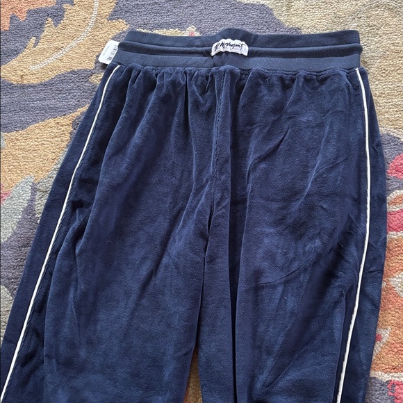 Woman’s Navy velour pants free people movement small nwt - Picture 6 of 8